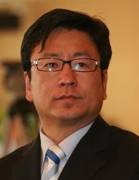 白岩松